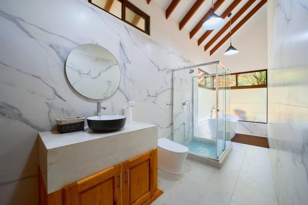 Casa Kristel - Exquisite Villa Getaway Puerto Viejo de Talamanca Bagian luar foto