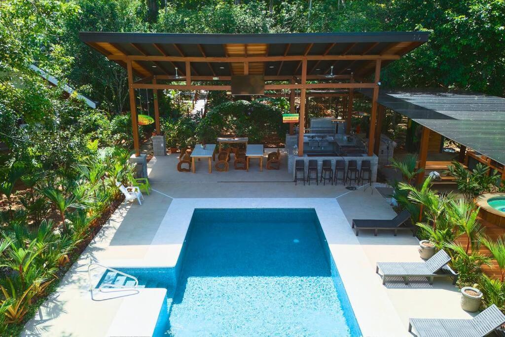Casa Kristel - Exquisite Villa Getaway Puerto Viejo de Talamanca Bagian luar foto